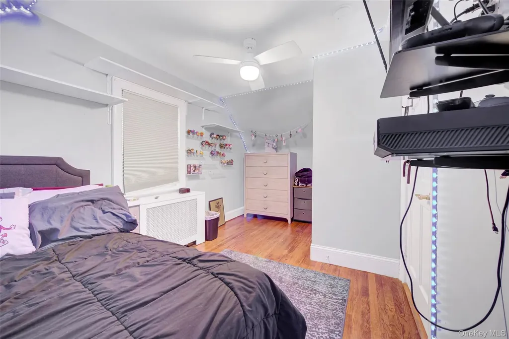 5 Argyle Road Merrick NY 11566