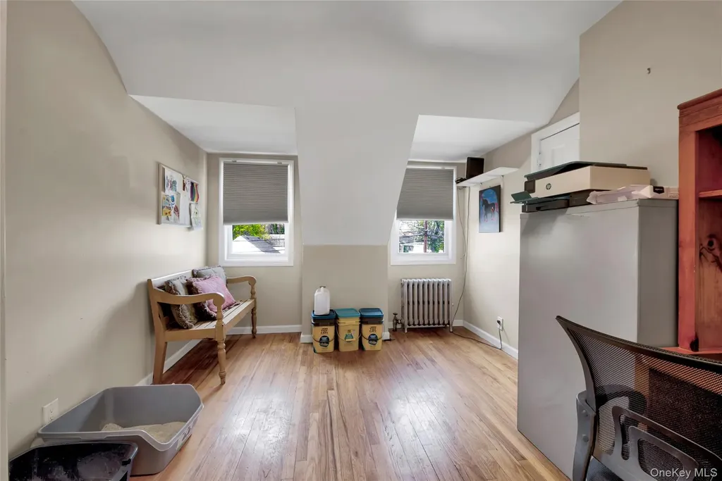5 Argyle Road Merrick NY 11566