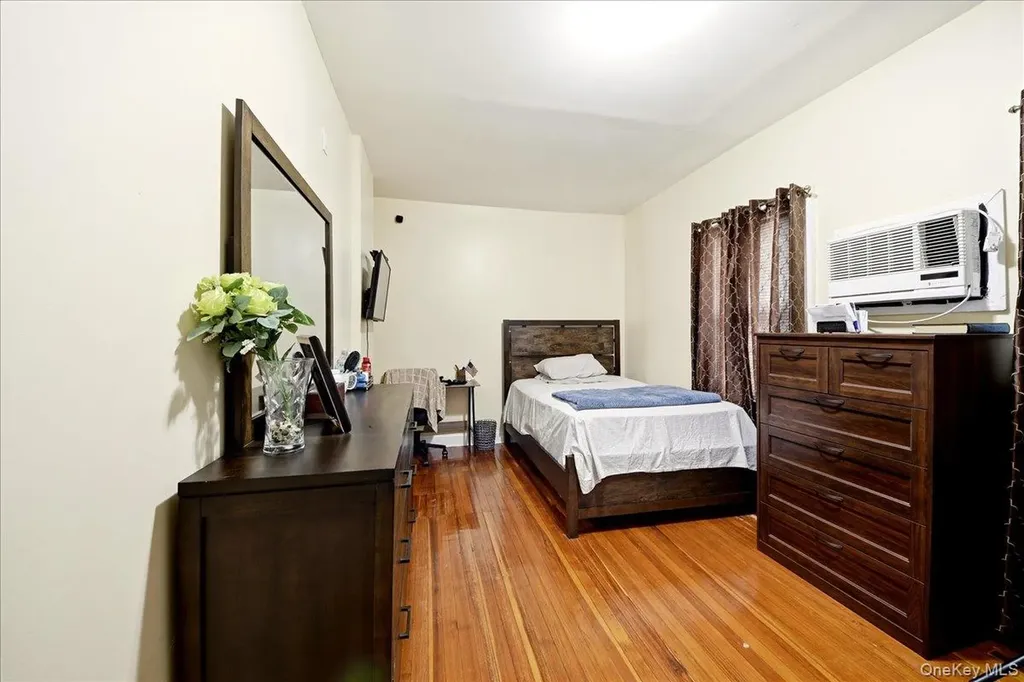 3408 Ely Avenue Bronx NY 10469