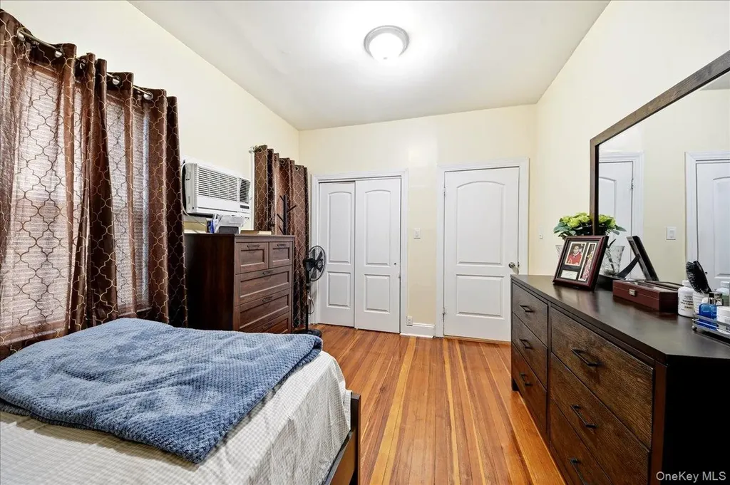 3408 Ely Avenue Bronx NY 10469