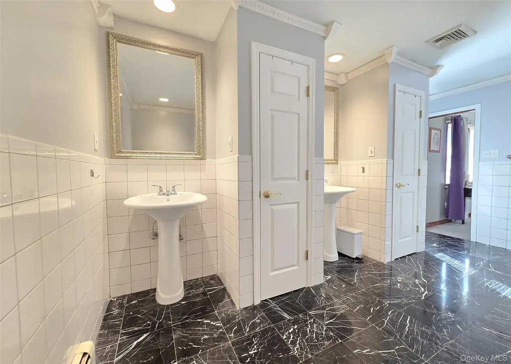 4 Cameo Road Commack NY 11725