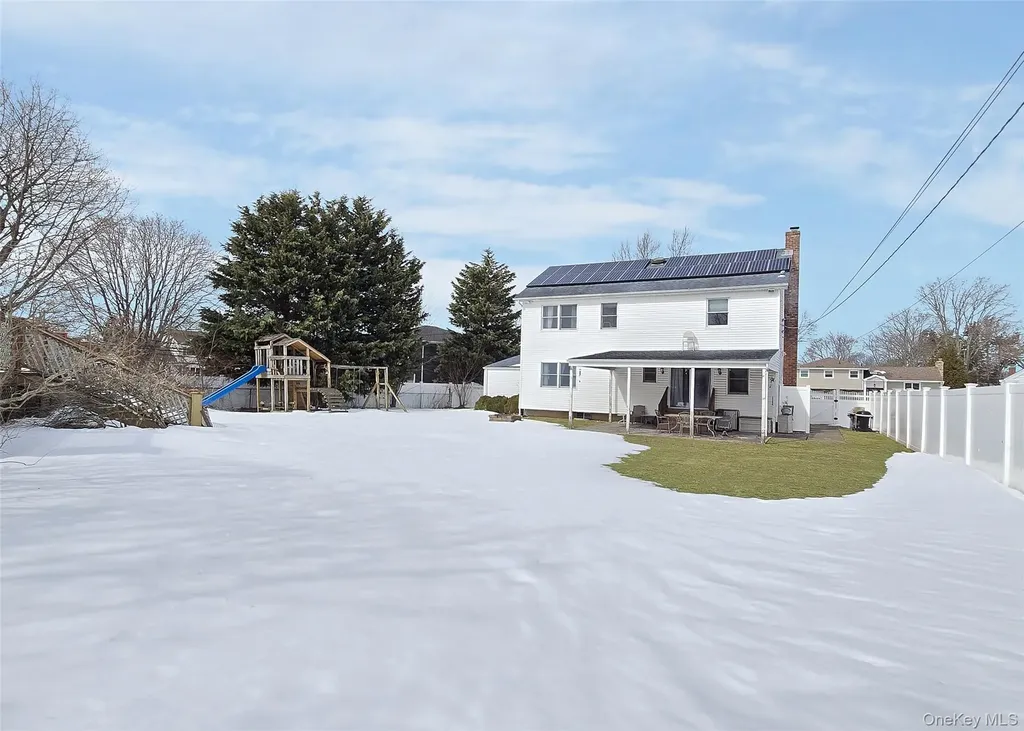 4 Cameo Road Commack NY 11725