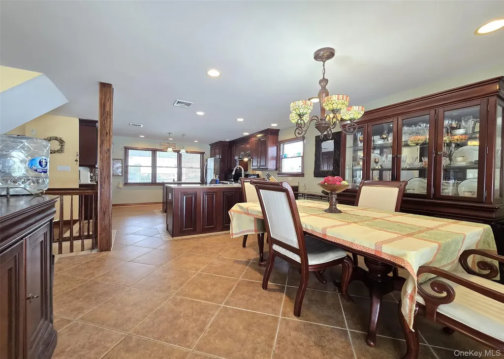 4 Cameo Road Commack NY 11725