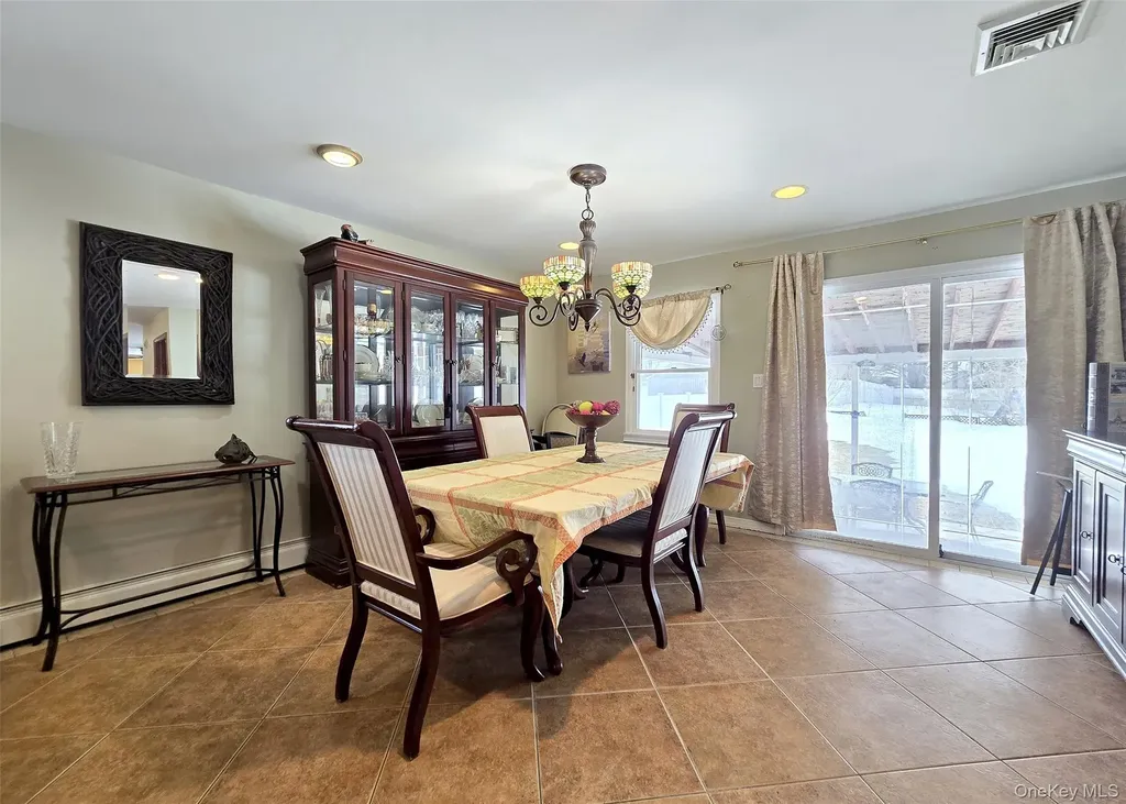 4 Cameo Road Commack NY 11725