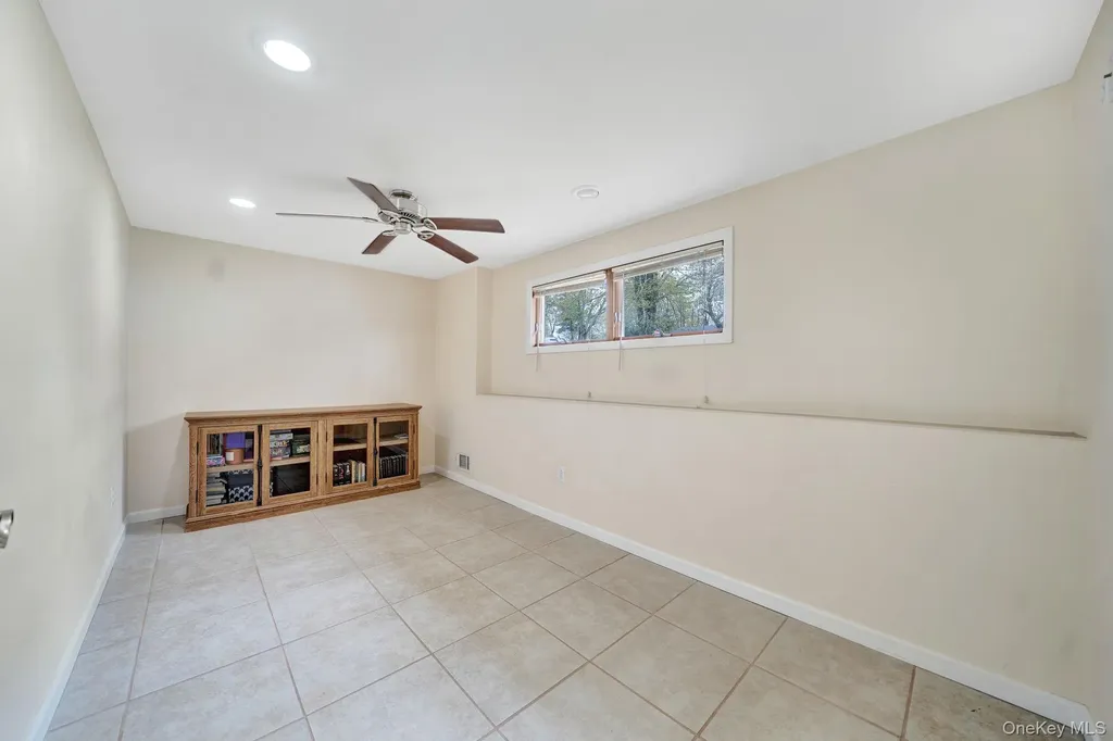 27 Pheasant Drive Commack NY 11725