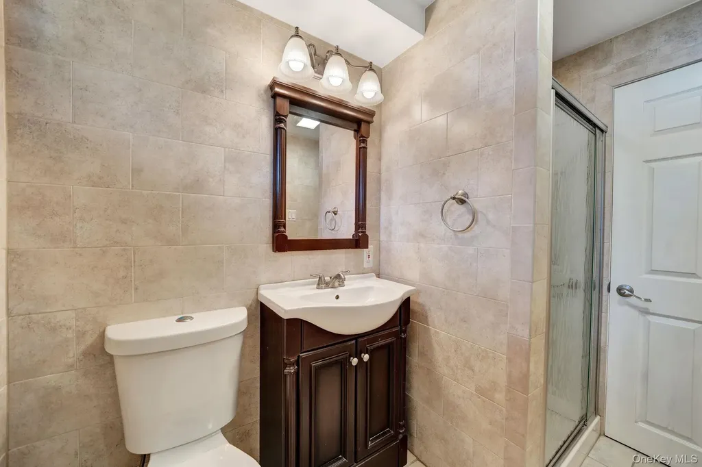27 Pheasant Drive Commack NY 11725