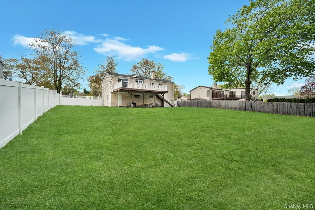 27 Pheasant Drive Commack NY 11725