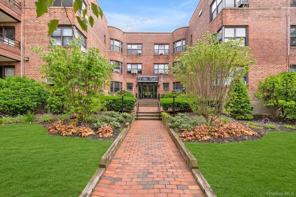 58 Grace Avenue Great Neck NY 11021