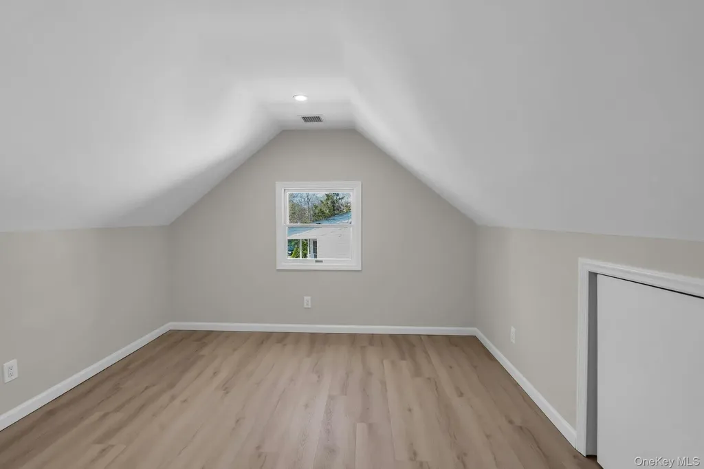 133 Lakeview Drive Mastic Beach NY 11951