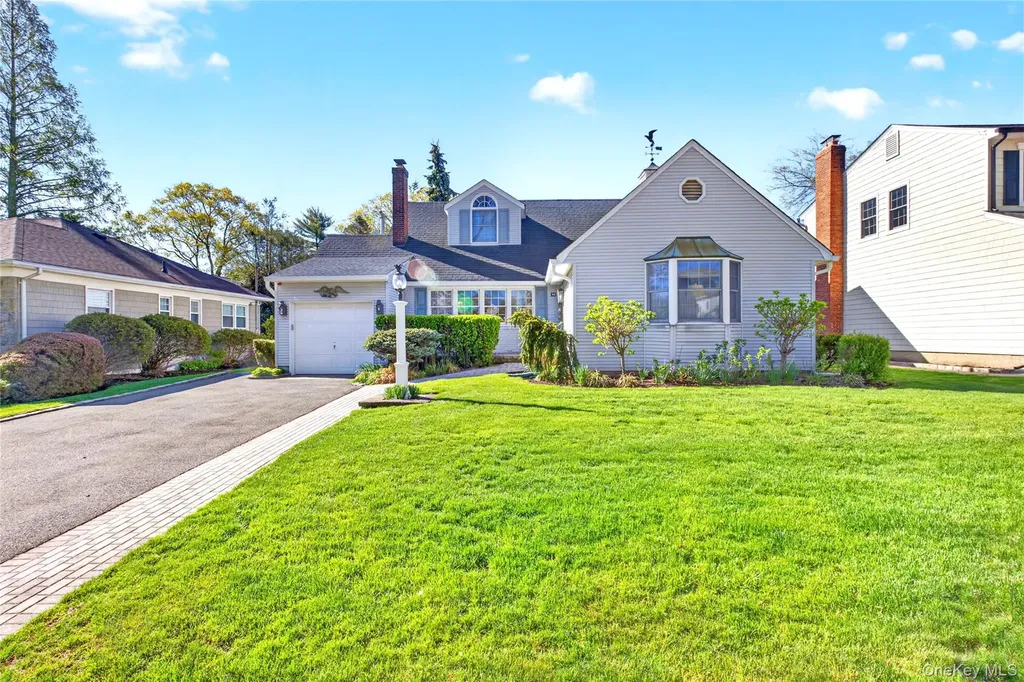46 Mulberry Avenue Garden City NY 11530