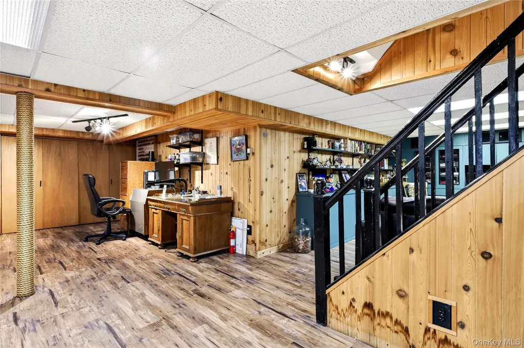 46 Mulberry Avenue Garden City NY 11530