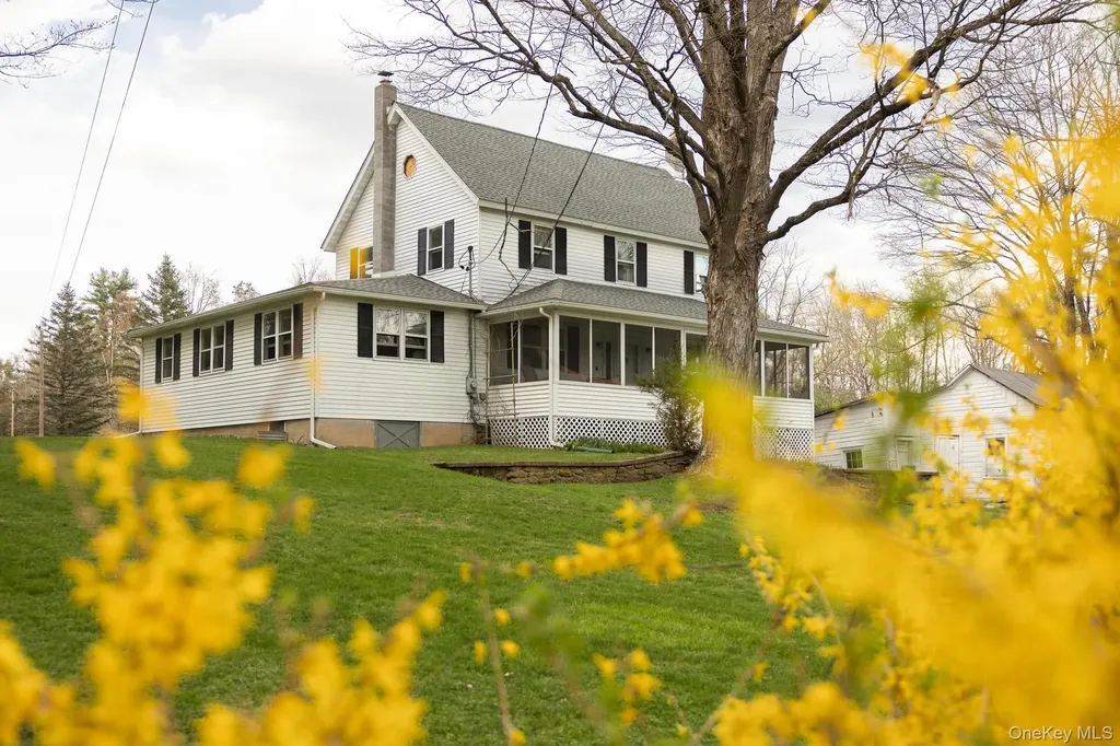 311 Marcott Road Cottekill NY 12419