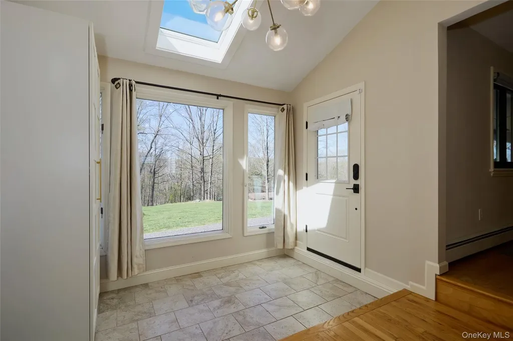 32 Cole Road Pleasant Valley NY 12569