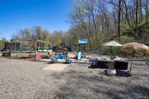 32 Cole Road Pleasant Valley NY 12569