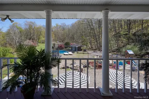 32 Cole Road Pleasant Valley NY 12569