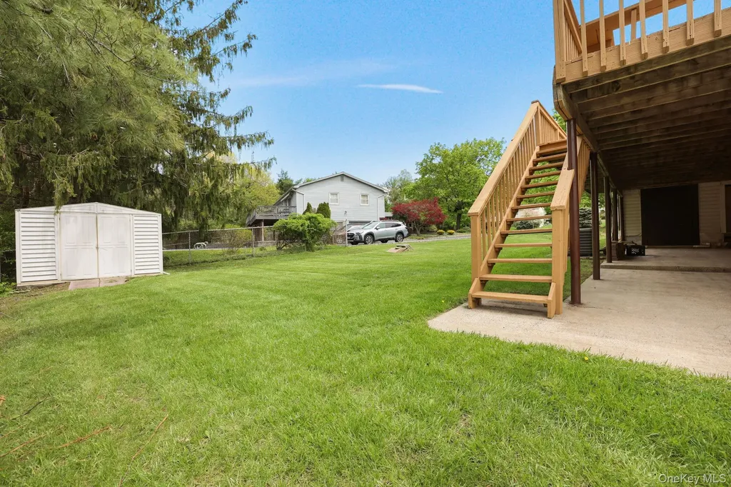 12 Carnation Drive Nanuet NY 10954