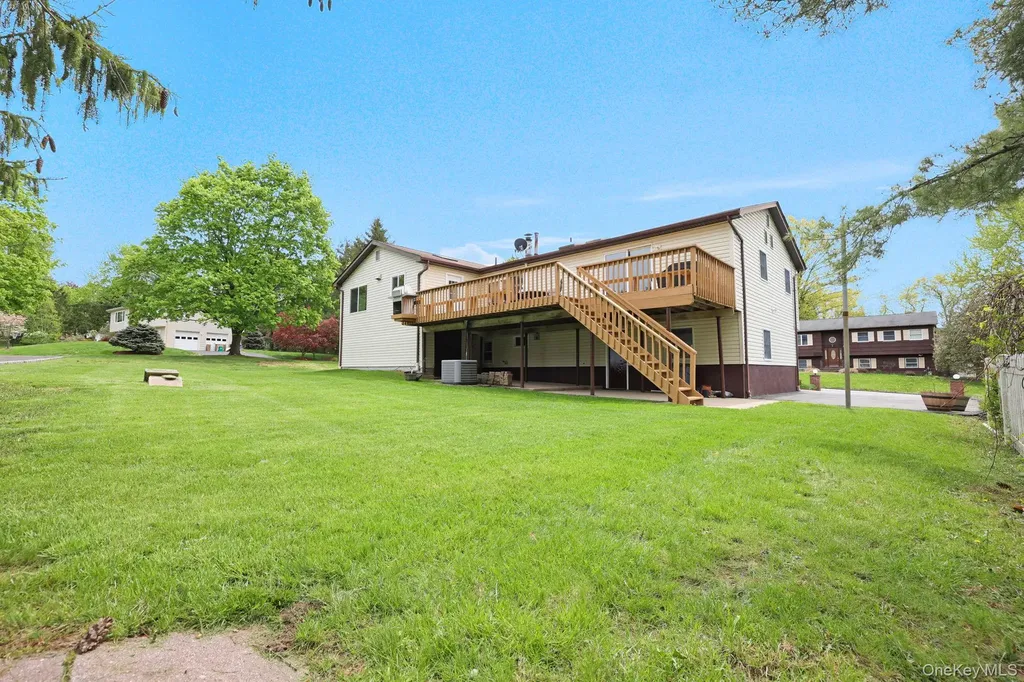 12 Carnation Drive Nanuet NY 10954