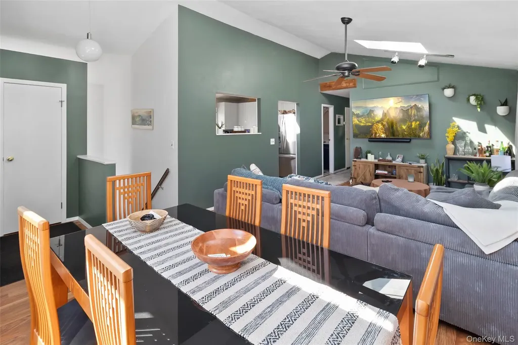 38 Corey Trail Ridge NY 11961