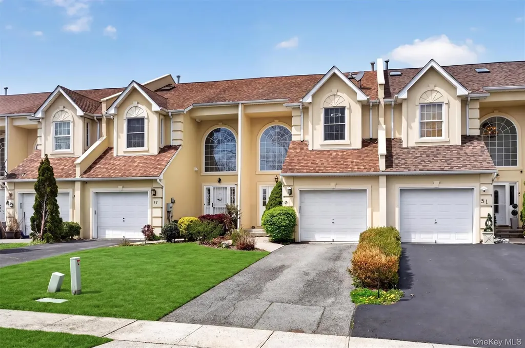 49 Oak Hill Road Middletown NY 10941
