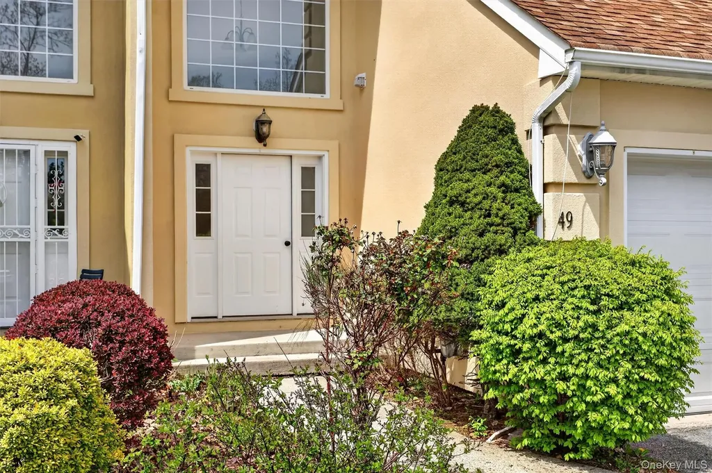 49 Oak Hill Road Middletown NY 10941