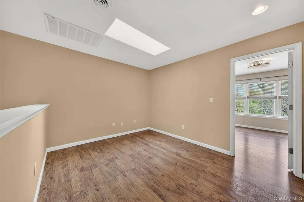 49 Oak Hill Road Middletown NY 10941