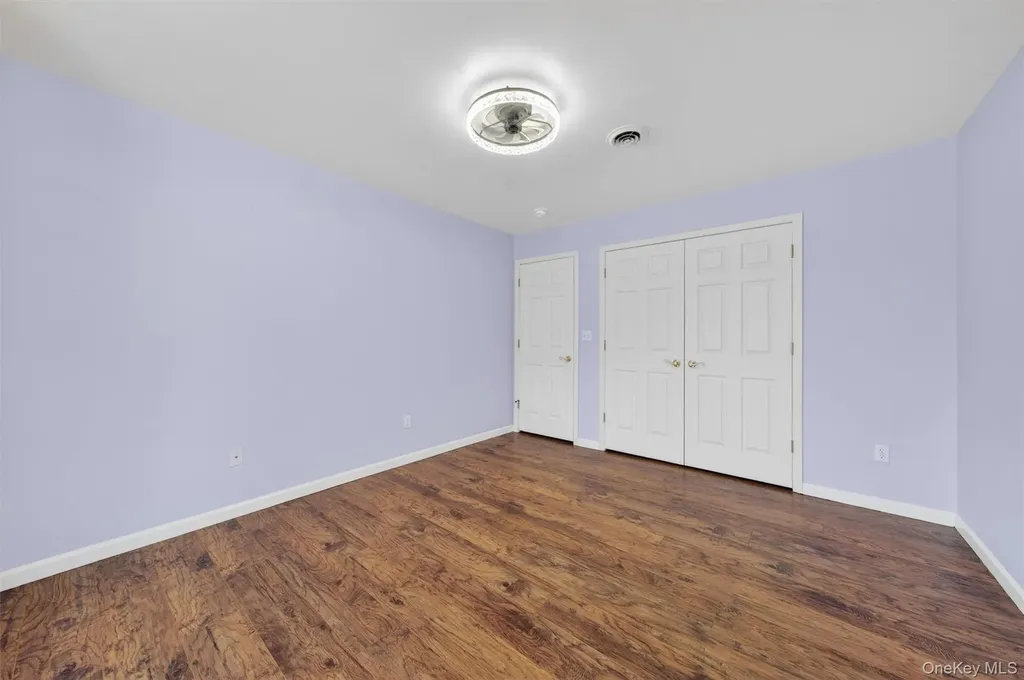 49 Oak Hill Road Middletown NY 10941