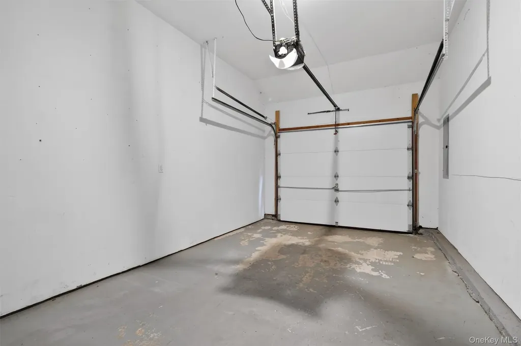 49 Oak Hill Road Middletown NY 10941