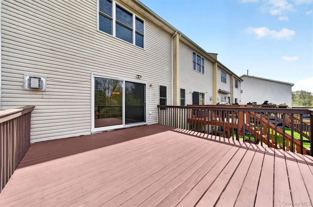 49 Oak Hill Road Middletown NY 10941
