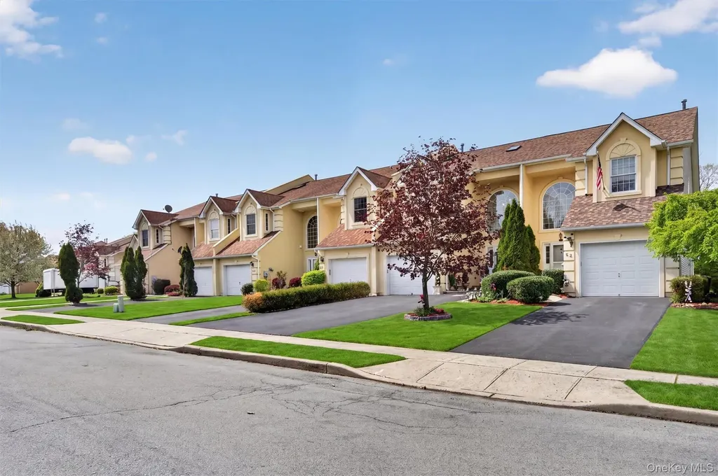 49 Oak Hill Road Middletown NY 10941