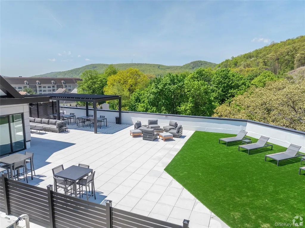 15 Washington Avenue Suffern NY 10901