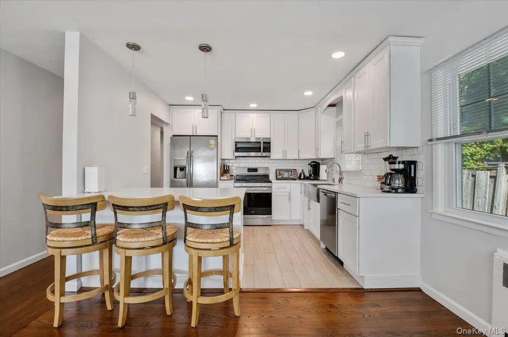 845 E Walnut Street Long Beach NY 11561