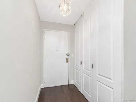 1841 Central Park Avenue Yonkers NY 10710