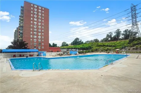 1841 Central Park Avenue Yonkers NY 10710