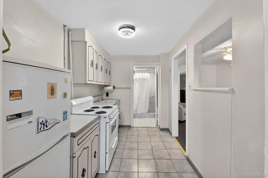 642 Edison Avenue Bronx NY 10465