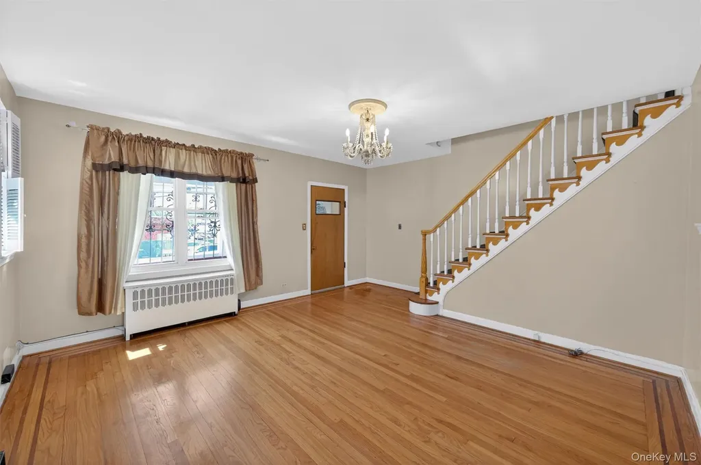 642 Edison Avenue Bronx NY 10465