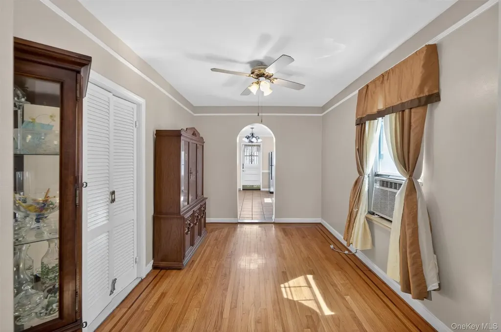 642 Edison Avenue Bronx NY 10465