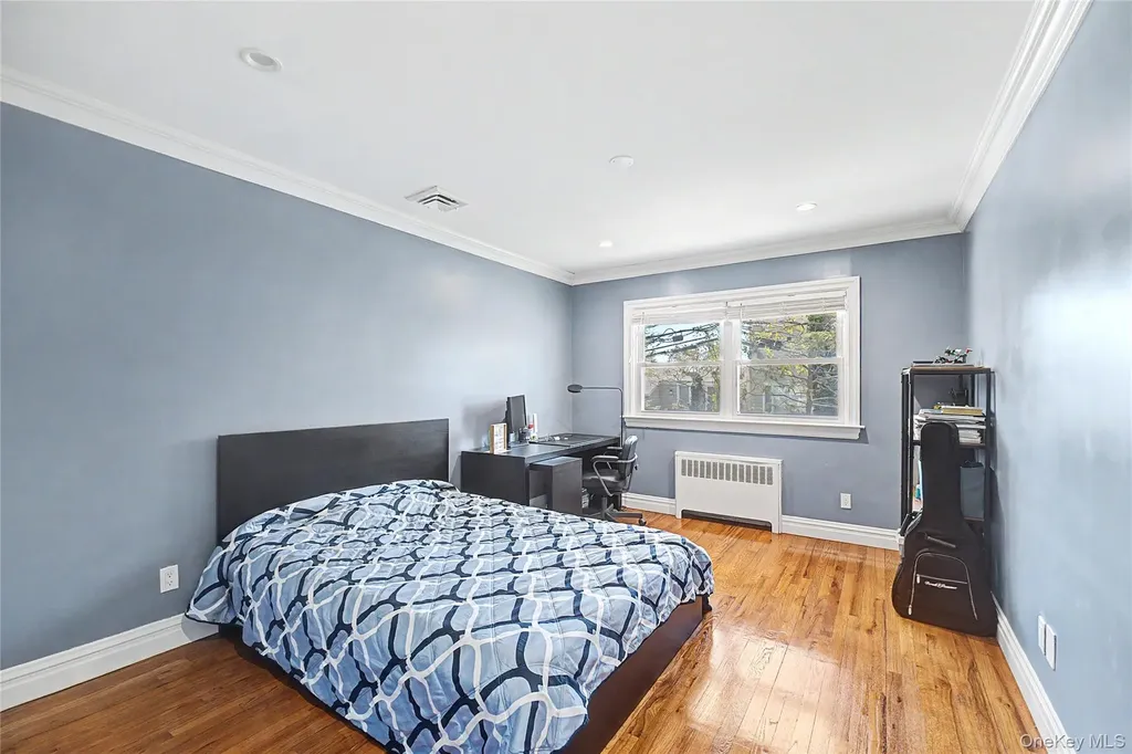 31 Edgemere Drive Searingtown NY 11507