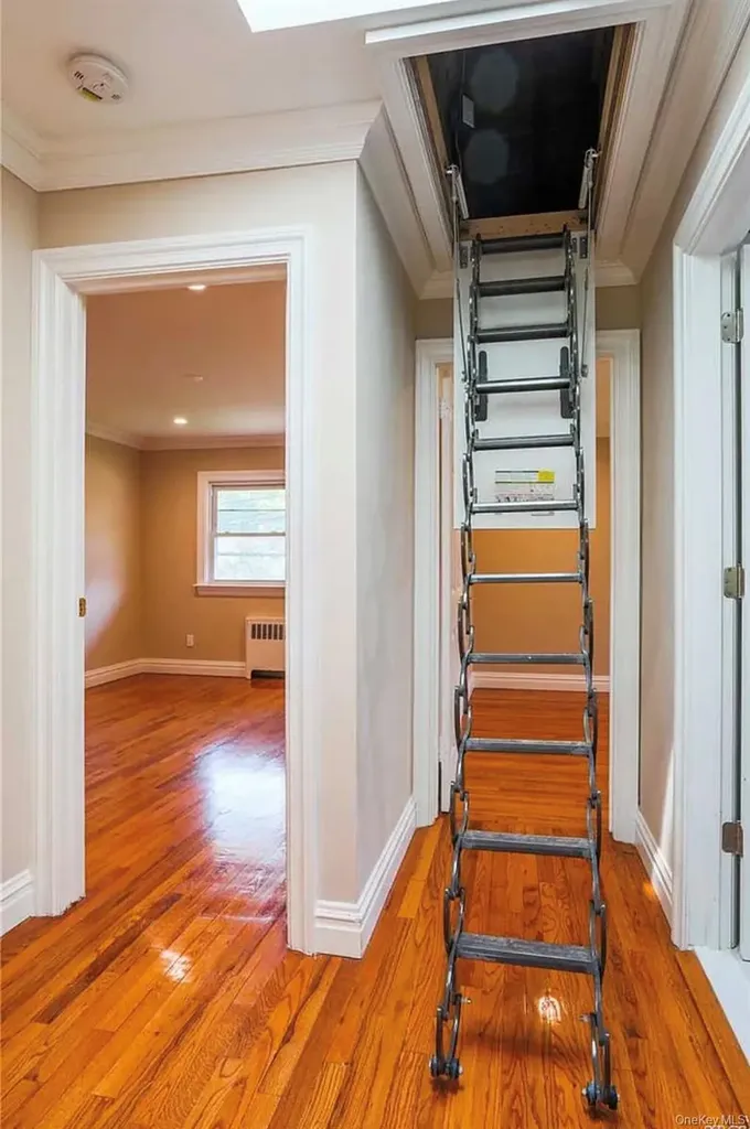 31 Edgemere Drive Searingtown NY 11507