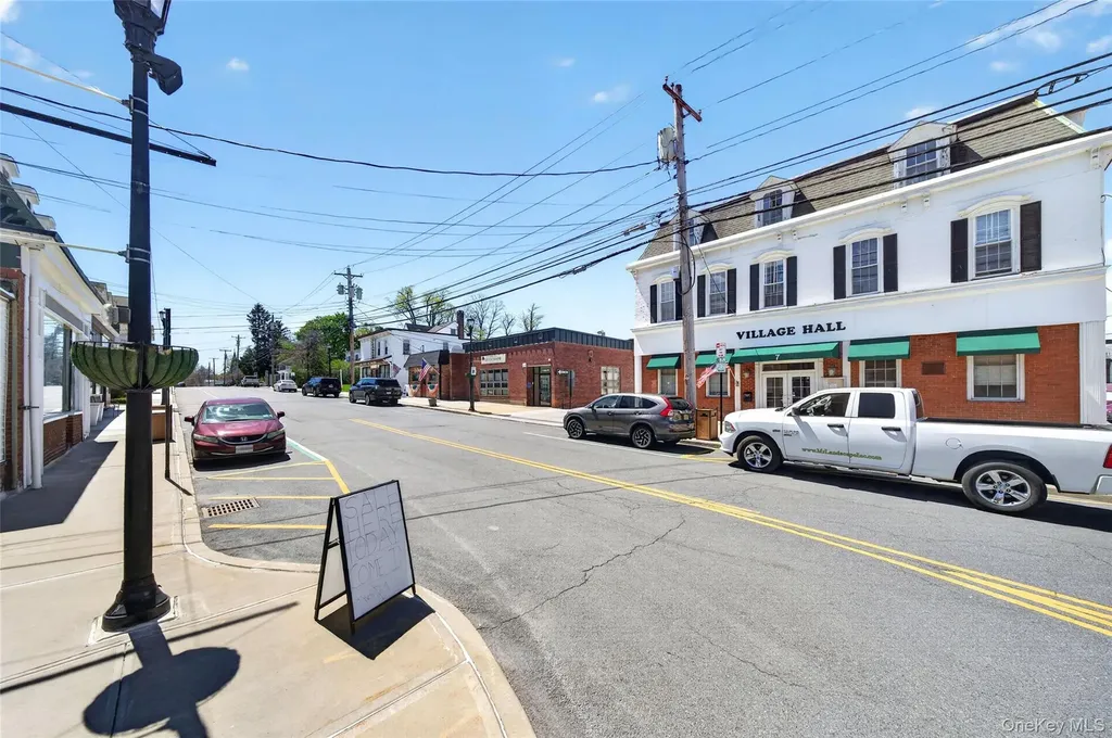 8 Stage Road Monroe NY 10950