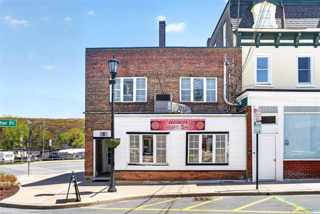 8 Stage Road Monroe NY 10950