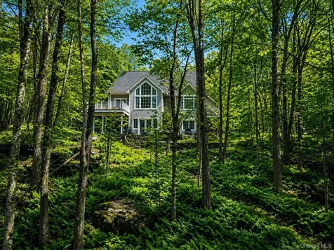 51 Homestead Trail White Lake NY 12786