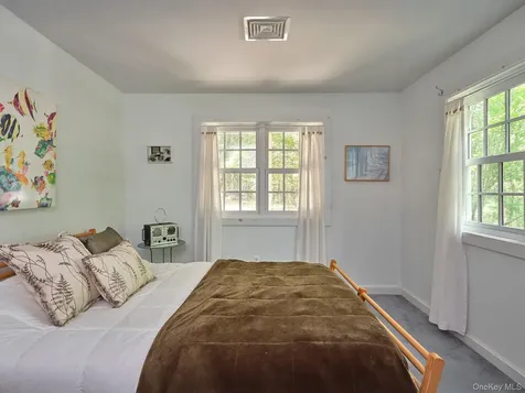 51 Homestead Trail White Lake NY 12786