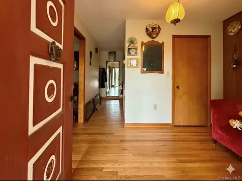 646 Oak Summit Road Millbrook NY 12545