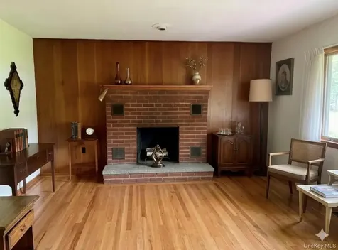 646 Oak Summit Road Millbrook NY 12545