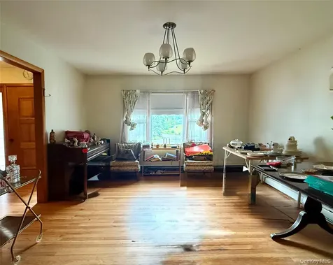 646 Oak Summit Road Millbrook NY 12545