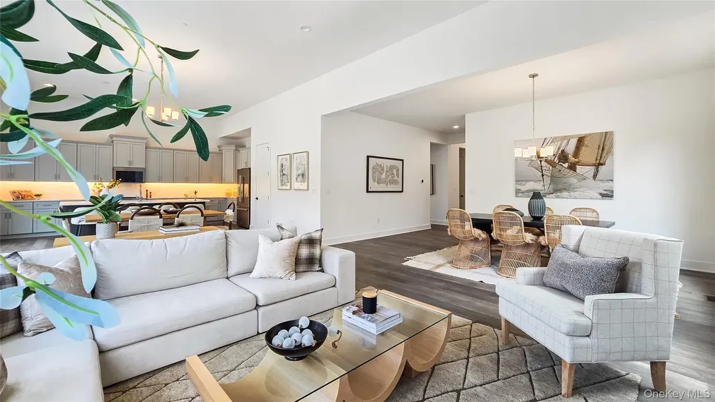2052 Summit Loop Carmel NY 10512