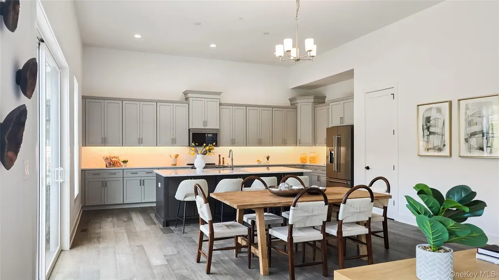 2052 Summit Loop Carmel NY 10512