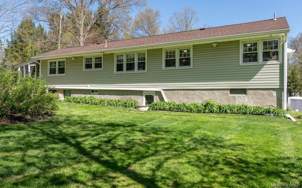 12 Pine Hill Drive Wappingers Falls NY 12590