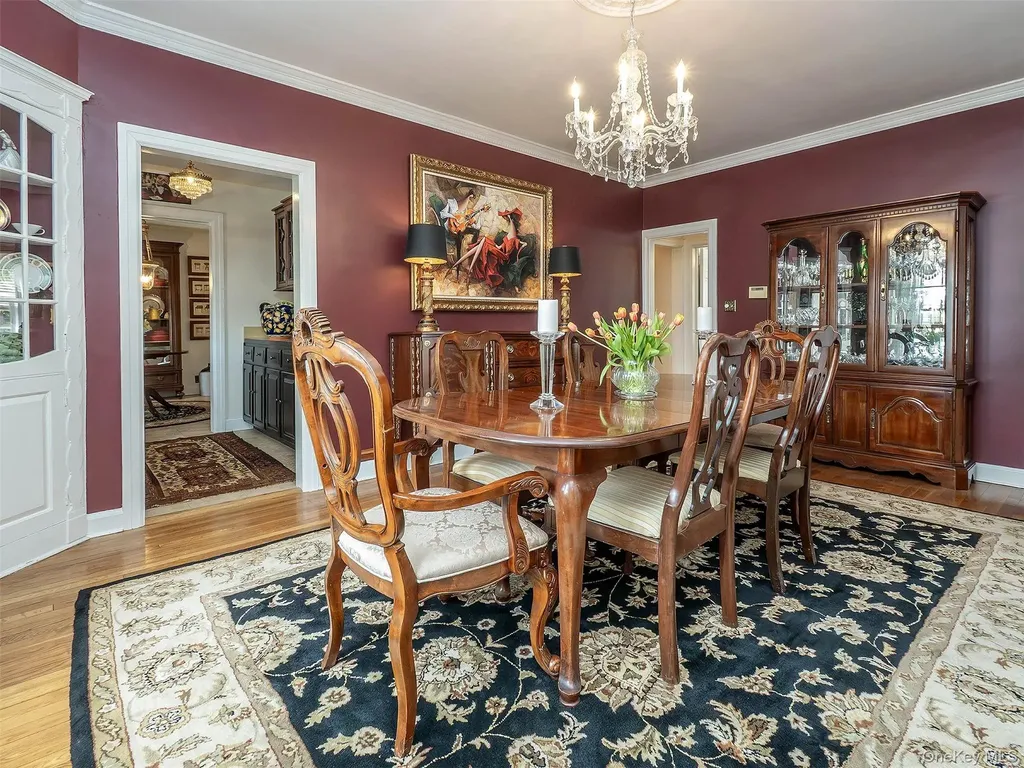 3 Duke Place Glen Cove NY 11542