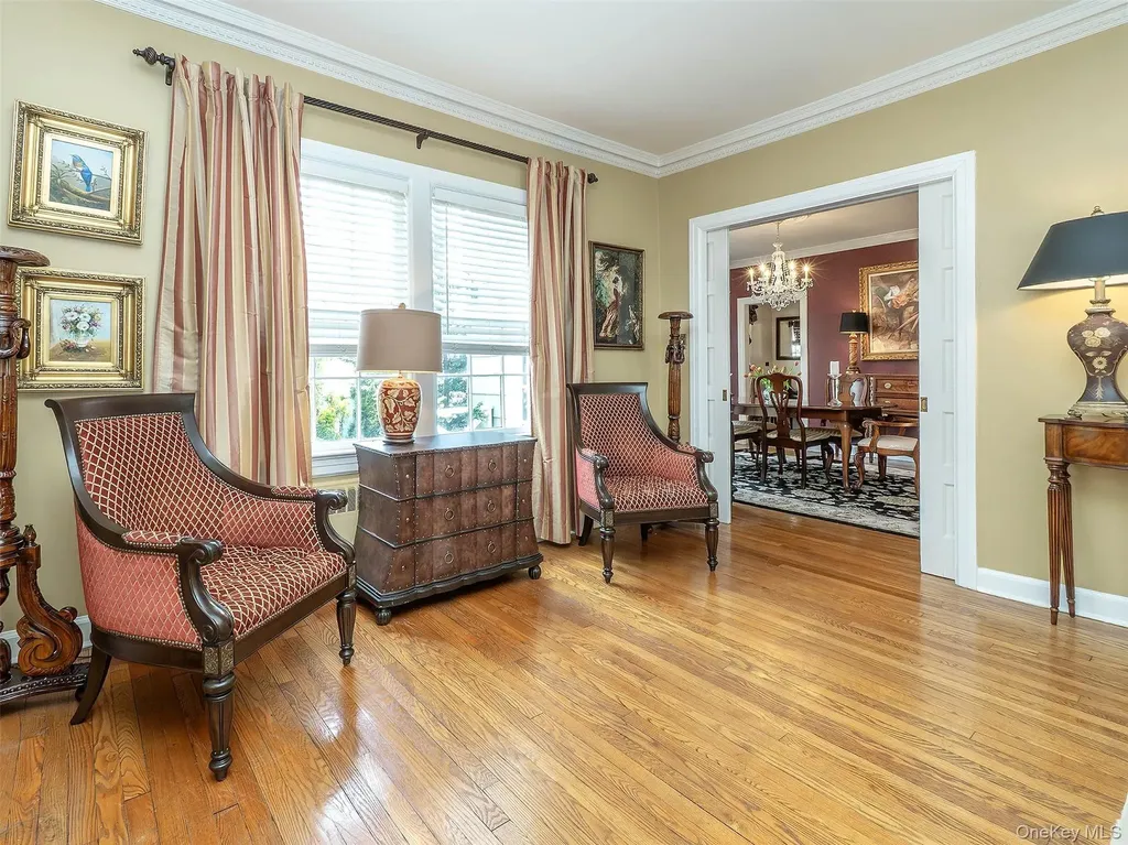 3 Duke Place Glen Cove NY 11542